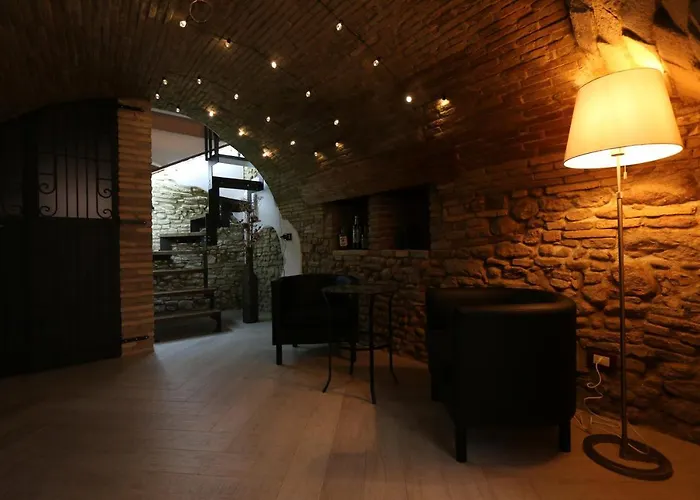 Petite Maison Bed and Breakfast *