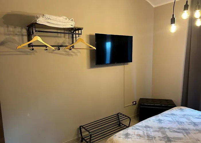 Bed and Breakfast Petite Maison Λαντσιάνο